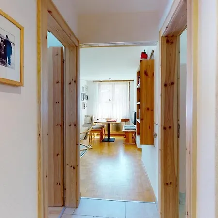 Rosatsch 13 Apartment