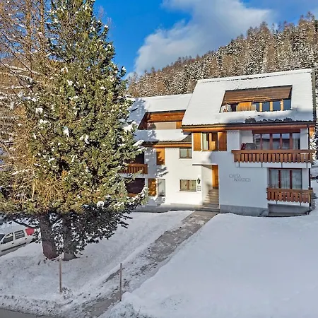 公寓 Rosatsch 13 *